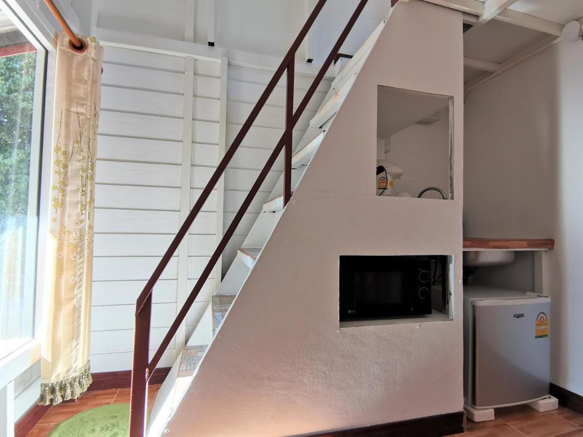 Phuhaya Bamboo Bungalows Ко-Ланта Экстерьер фото